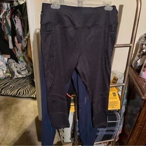 Women’s workout leggings size large avia